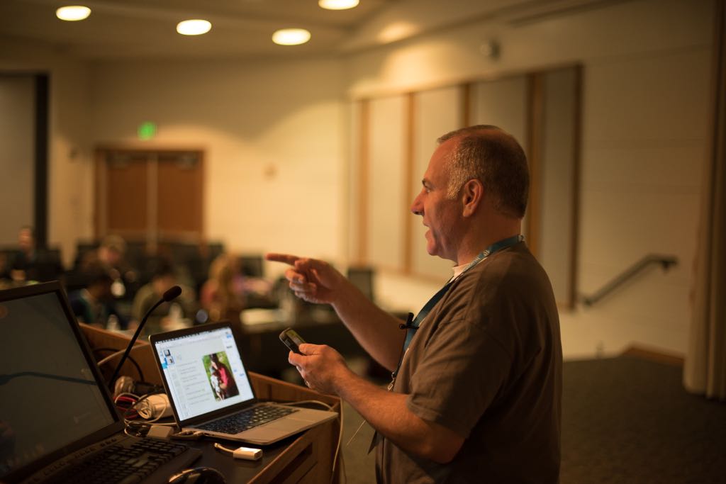 Tony Zeoli presents on Winning SEO Strategies with WordPress at WordCamp Hampton Roads 2015