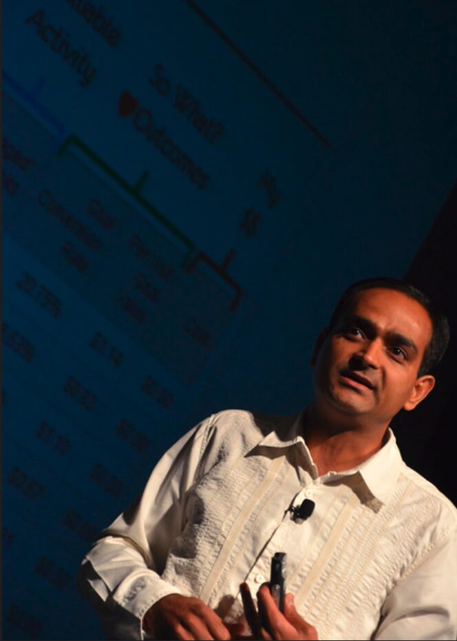 avinash kaushik speaking at conference