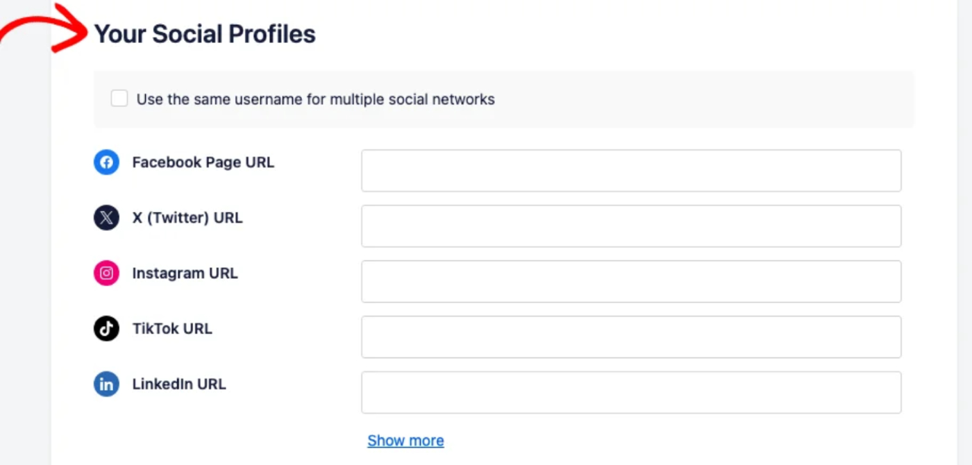 A seção Seus Perfis Sociais com campos de URL para Facebook, X, Instagram, TikTok e LinkedIn